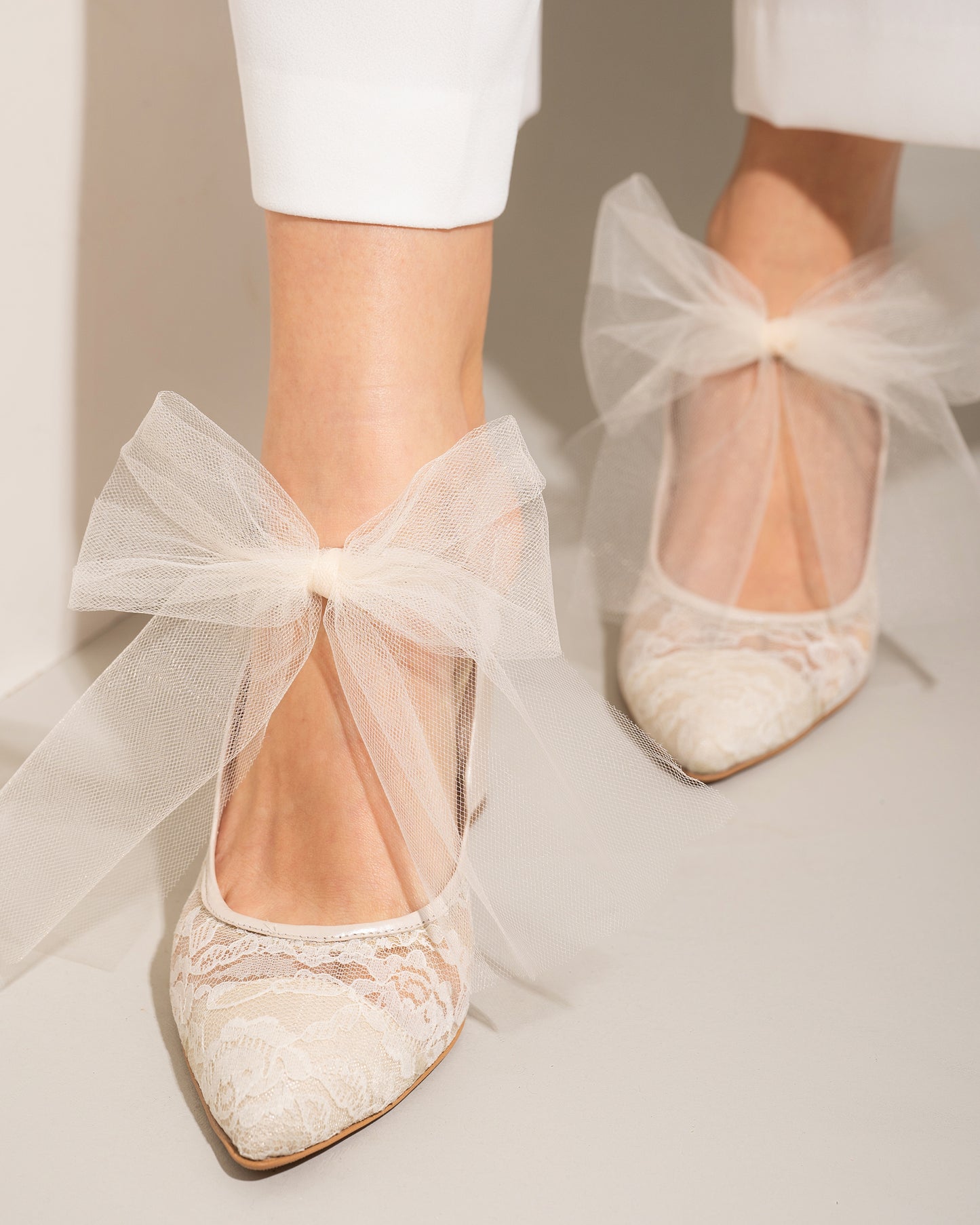 bow wedding shoes jimmy choo