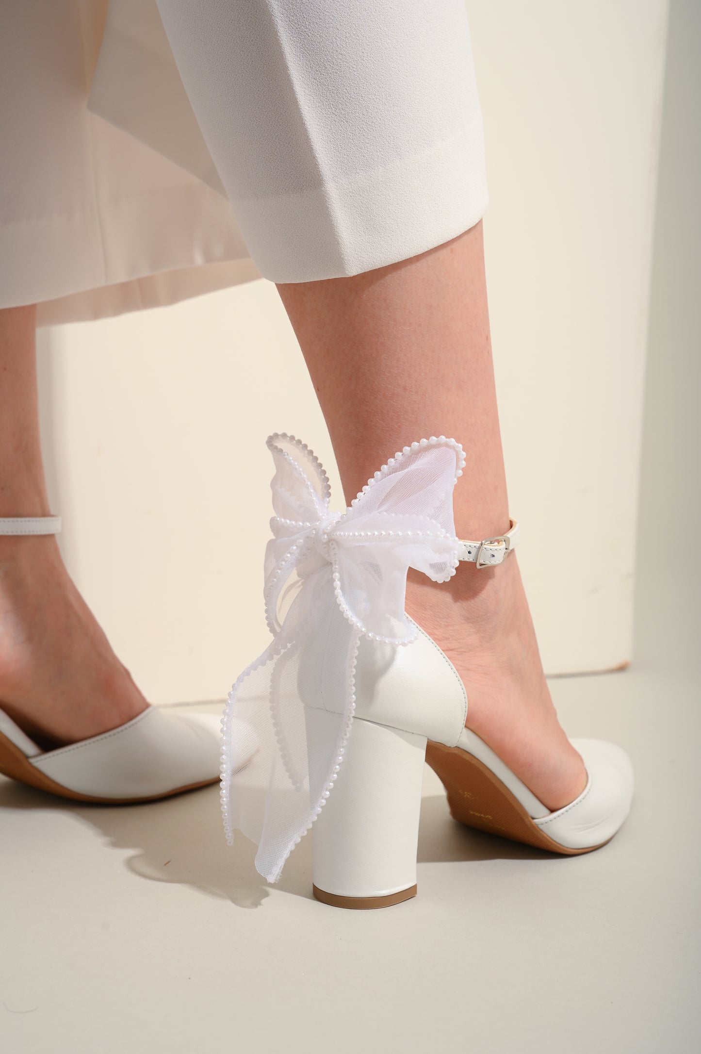 White Leather Pointed Toe Block Heel with Organza Back Bow, Rise above the Pointy Waves - PinkyPromiseAccs