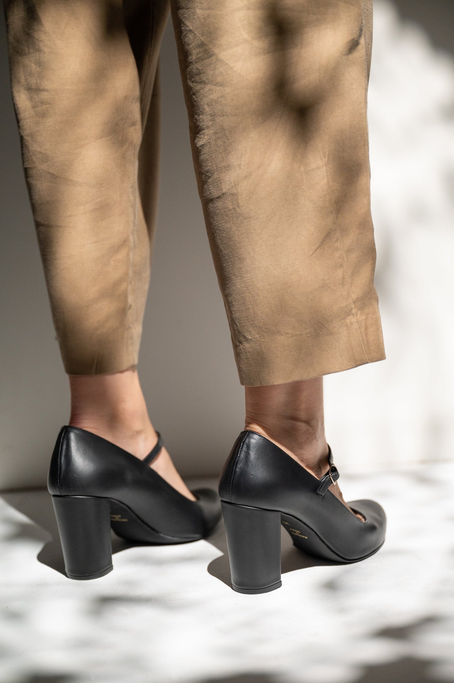 leather footwear, leather shoes