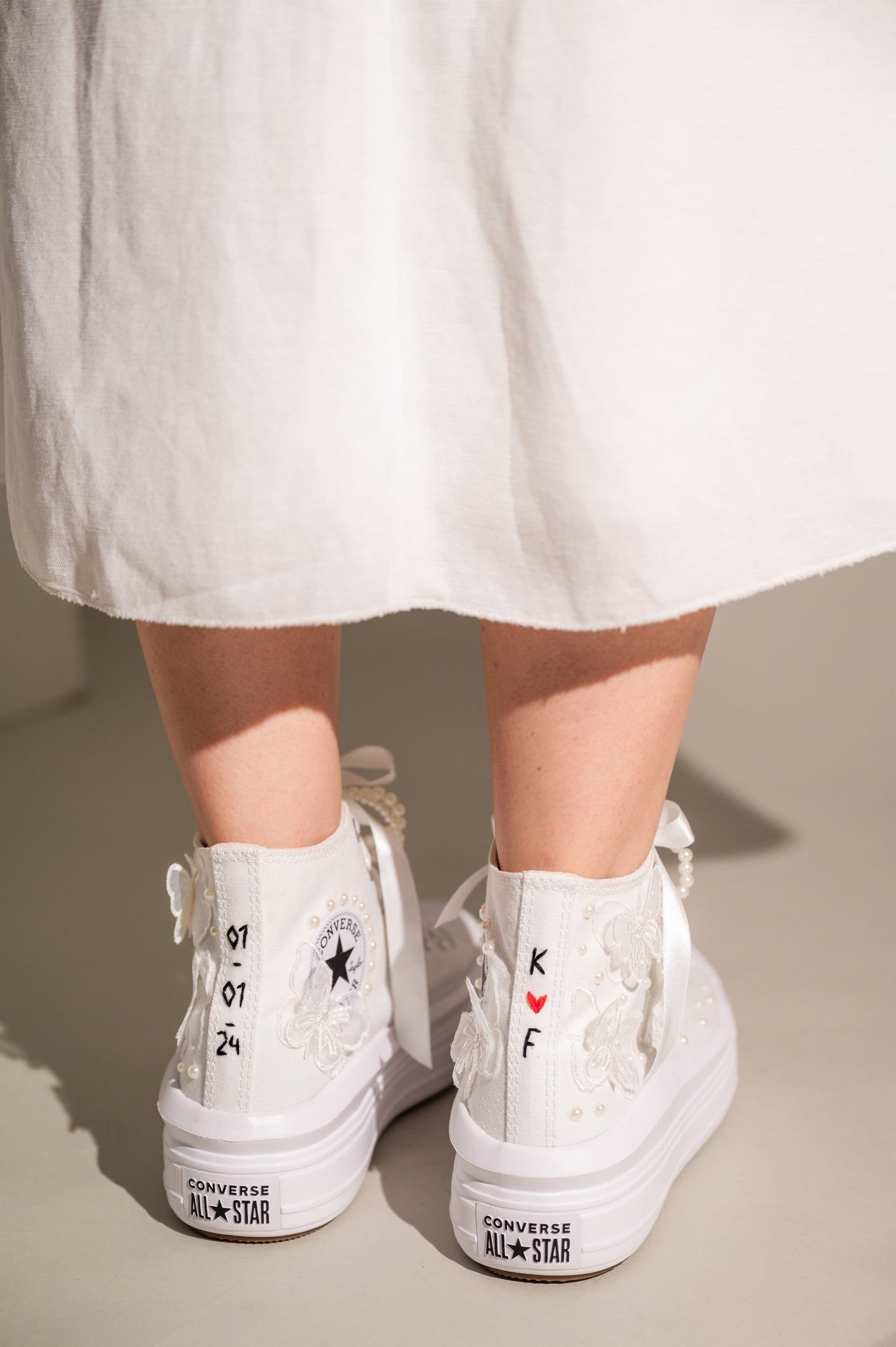 wedding tennis shoes,
white wedding shoes,
comfy wedding shoes