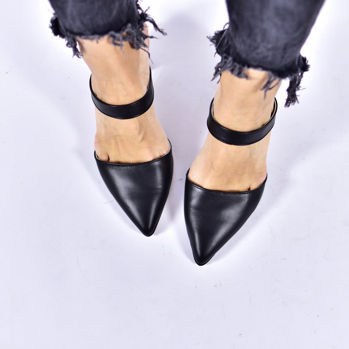 black sandals for women