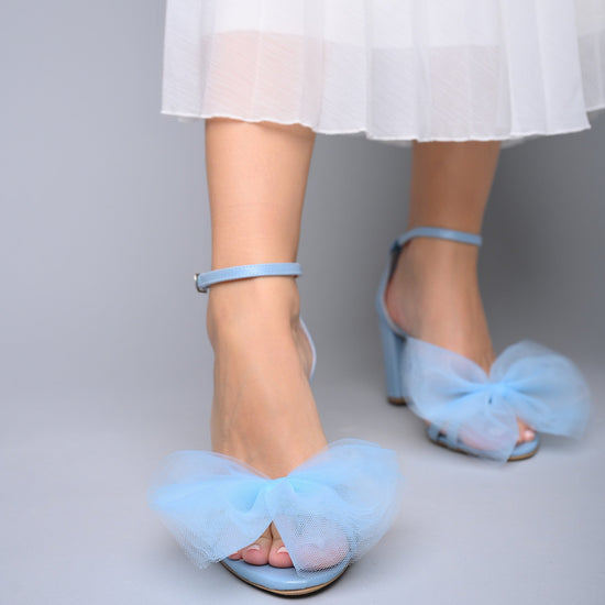 blue wedding shoes, tulle bow heels