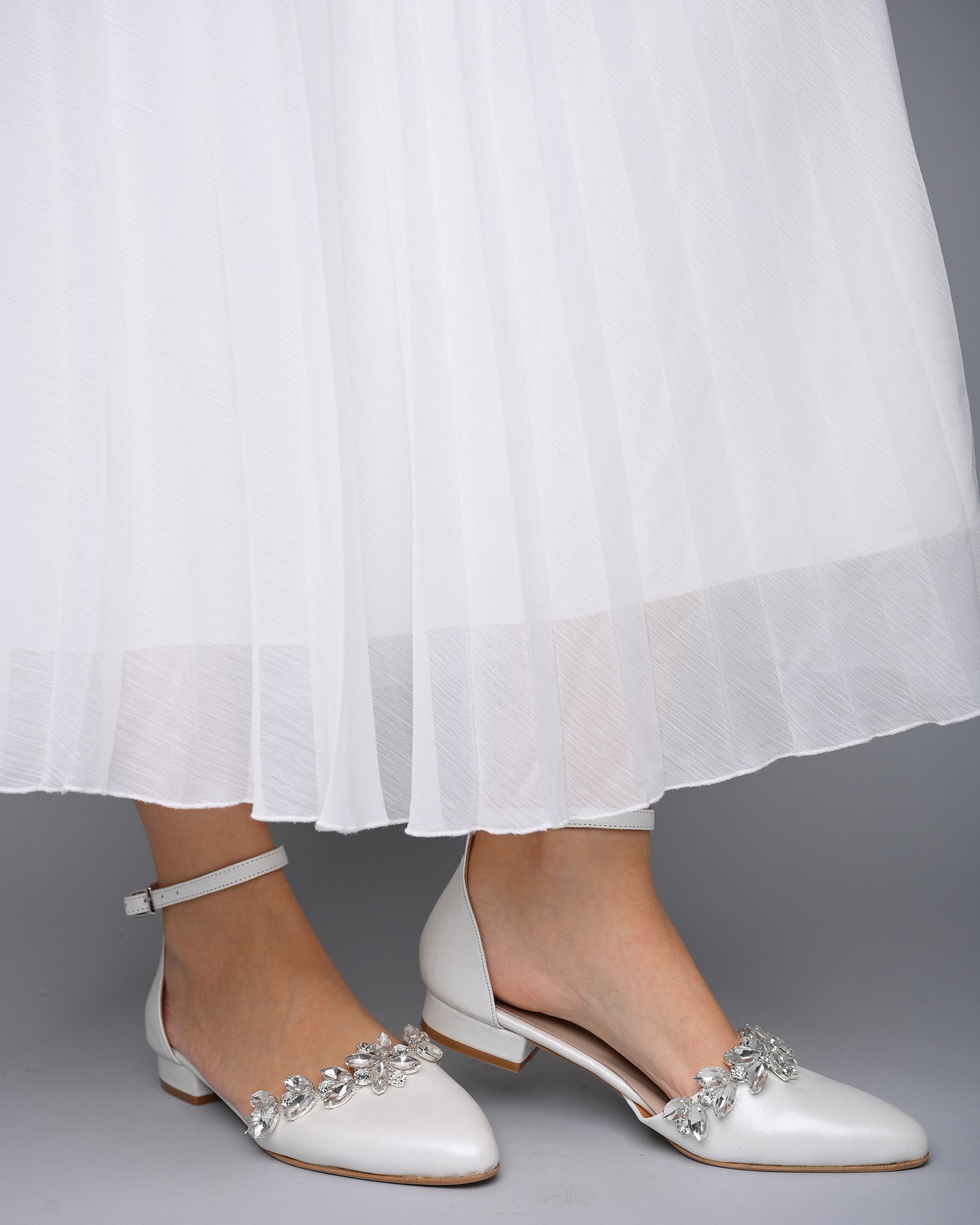 low heel wedding shoes