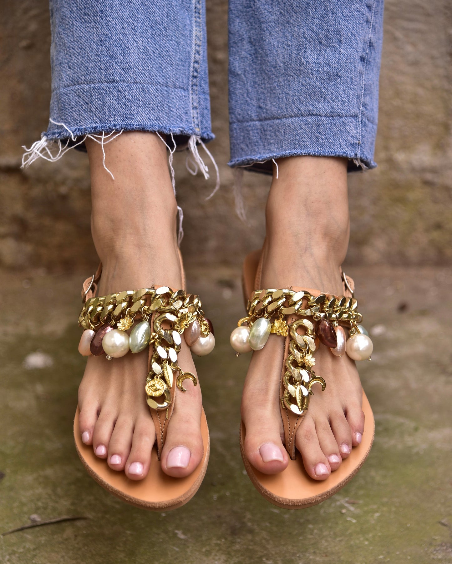 Beach Leather Wedding Sandals, Shells on Land - PinkyPromiseAccs