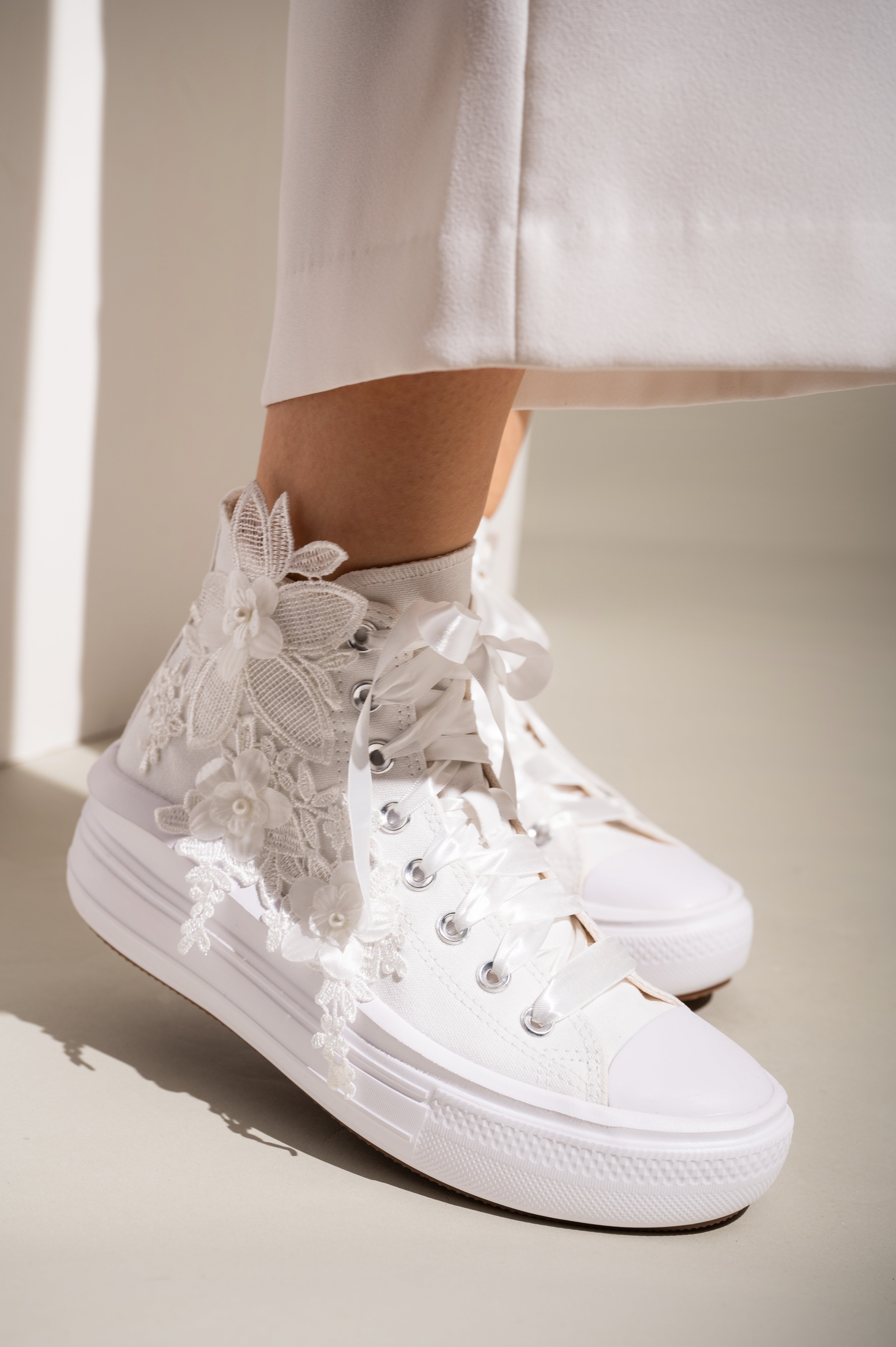 High top wedding converse online