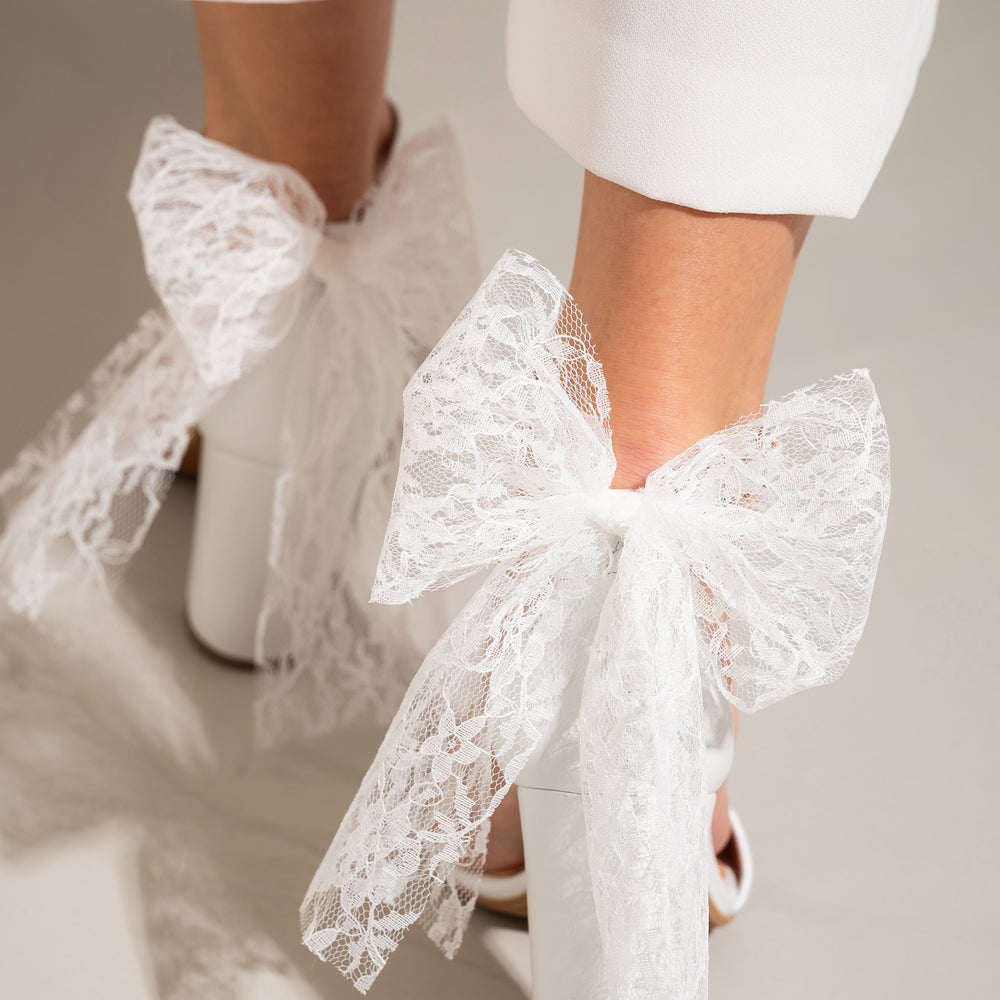 bow wedding shoes