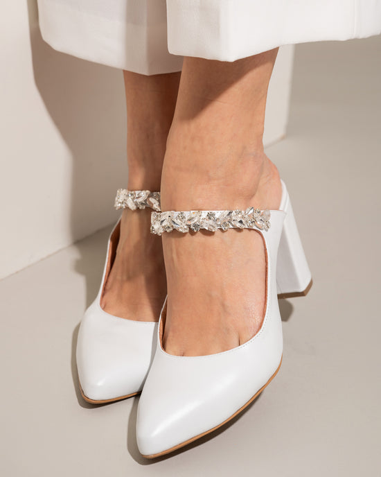 minimal wedding shoes