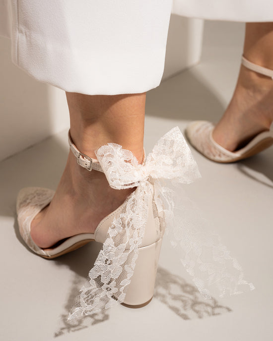 ivory wedding shoes for bride
