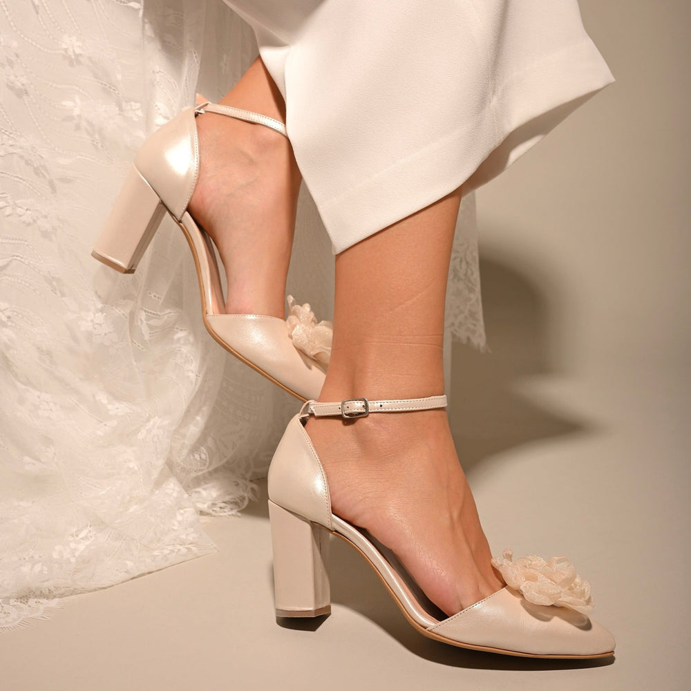 
                  
                    wedding shoes for bride
                  
                