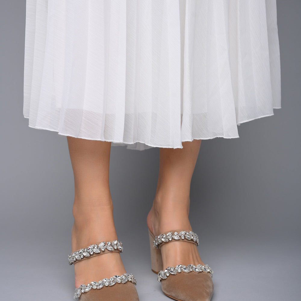 
                  
                    wedding shoes beige
                  
                