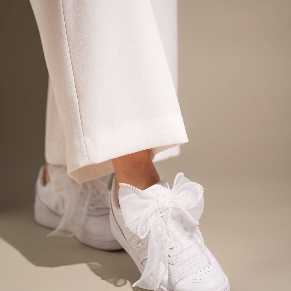 
                  
                    White Bridal Sneakers, Pearl Glide New Balance
                  
                