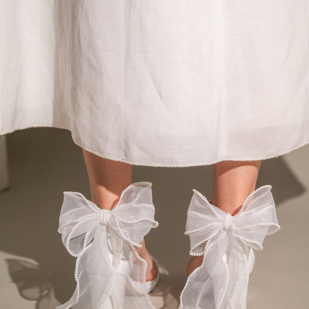 
                  
                    white wedding shoes
                  
                