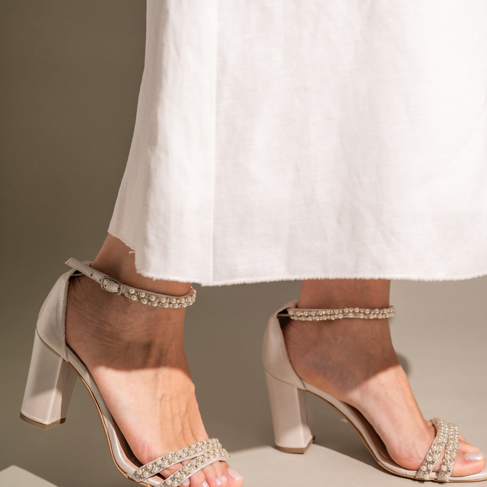 
                  
                    wedding shoes for bride
                  
                