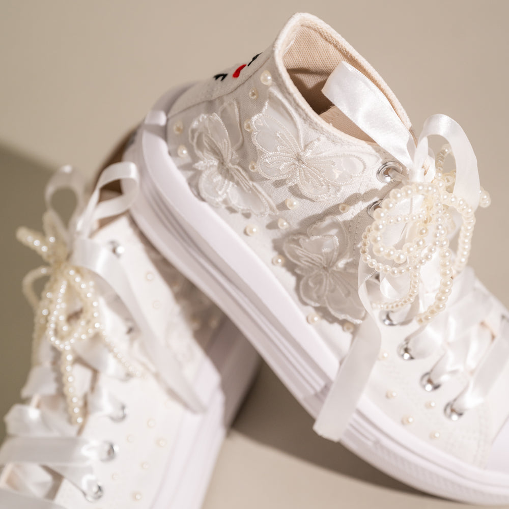 
                  
                    Butterfly Bride Converse
                  
                