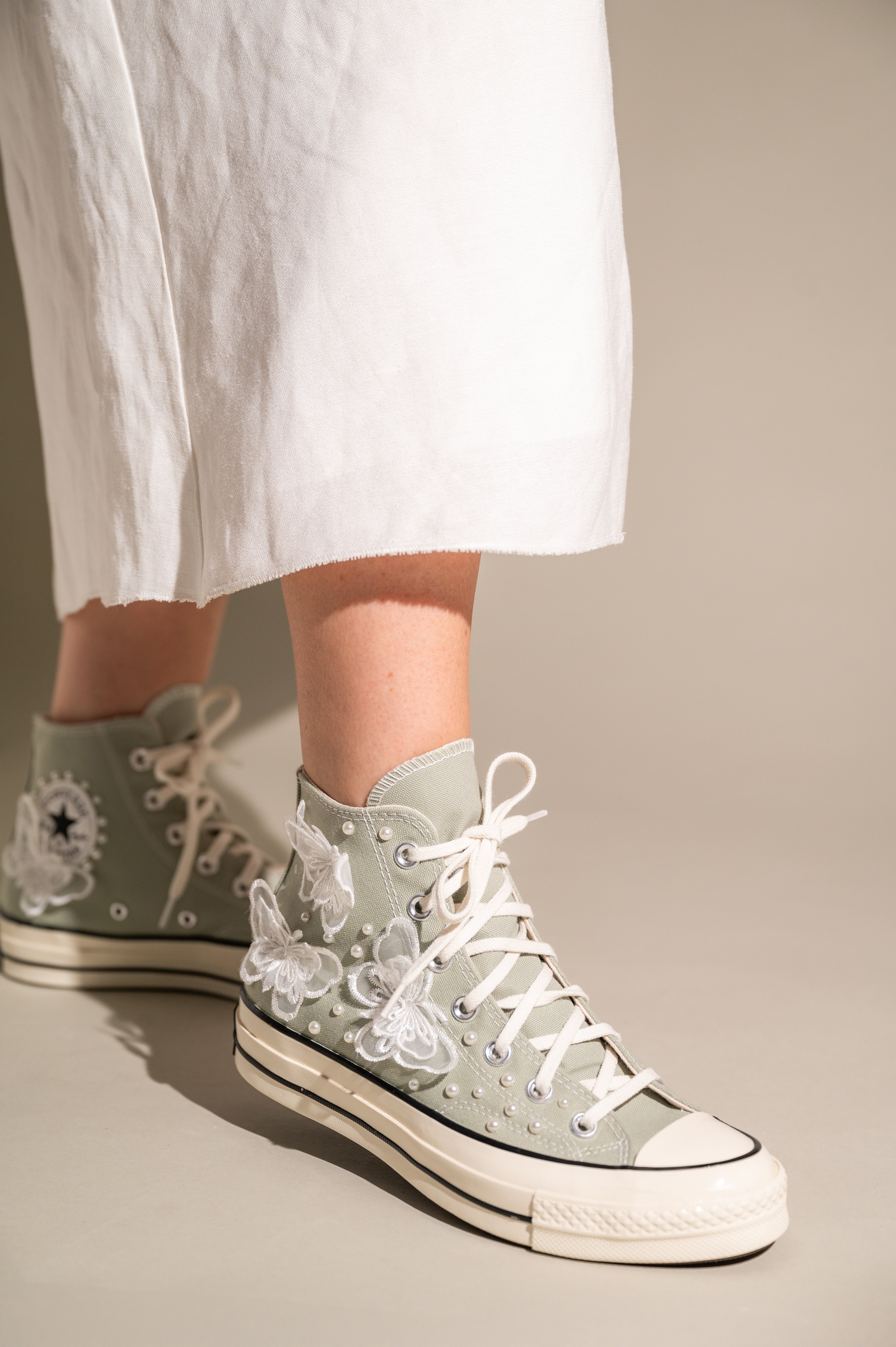 Converse bride shoes best sale