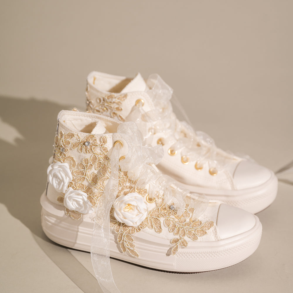 
                  
                    bridal sneakers for wedding,
bridal wedding shoes,
white wedding sneakers
                  
                