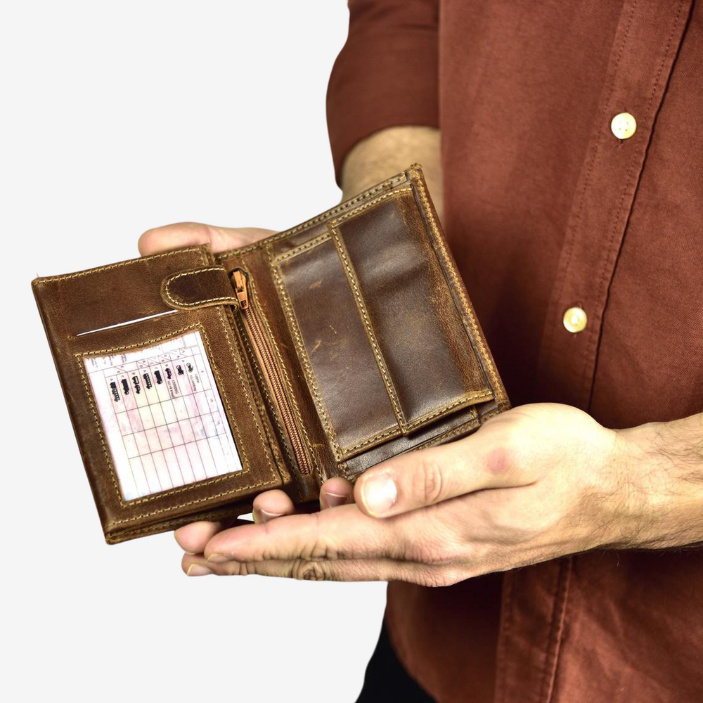 
                  
                    brown large wallets for men, πορτοφόλια ανδρικά για ταυτότητα
                  
                