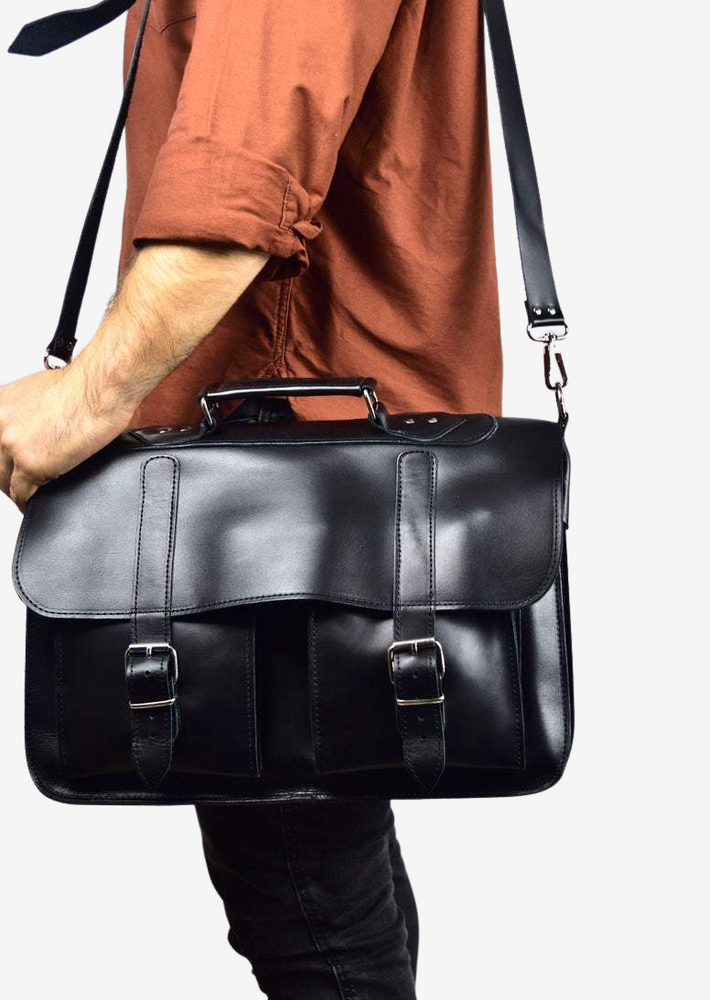 
                  
                     leather briefcases, δερμάτινοι χαρτοφύλακες ανδρικοί
                  
                