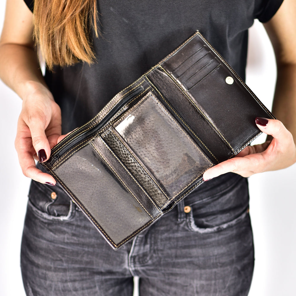 
                  
                    leather wallets made in Athens
                  
                