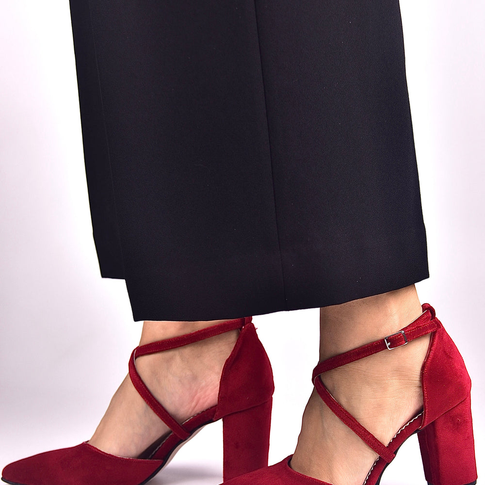 
                  
                    Red Velvet Heels for women, βελούδινα πέδιλα για γάμο
                  
                