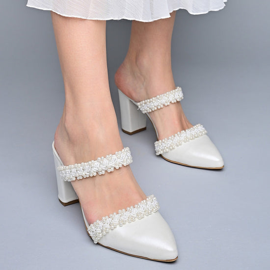 Load image into Gallery viewer, white wedding shoes
