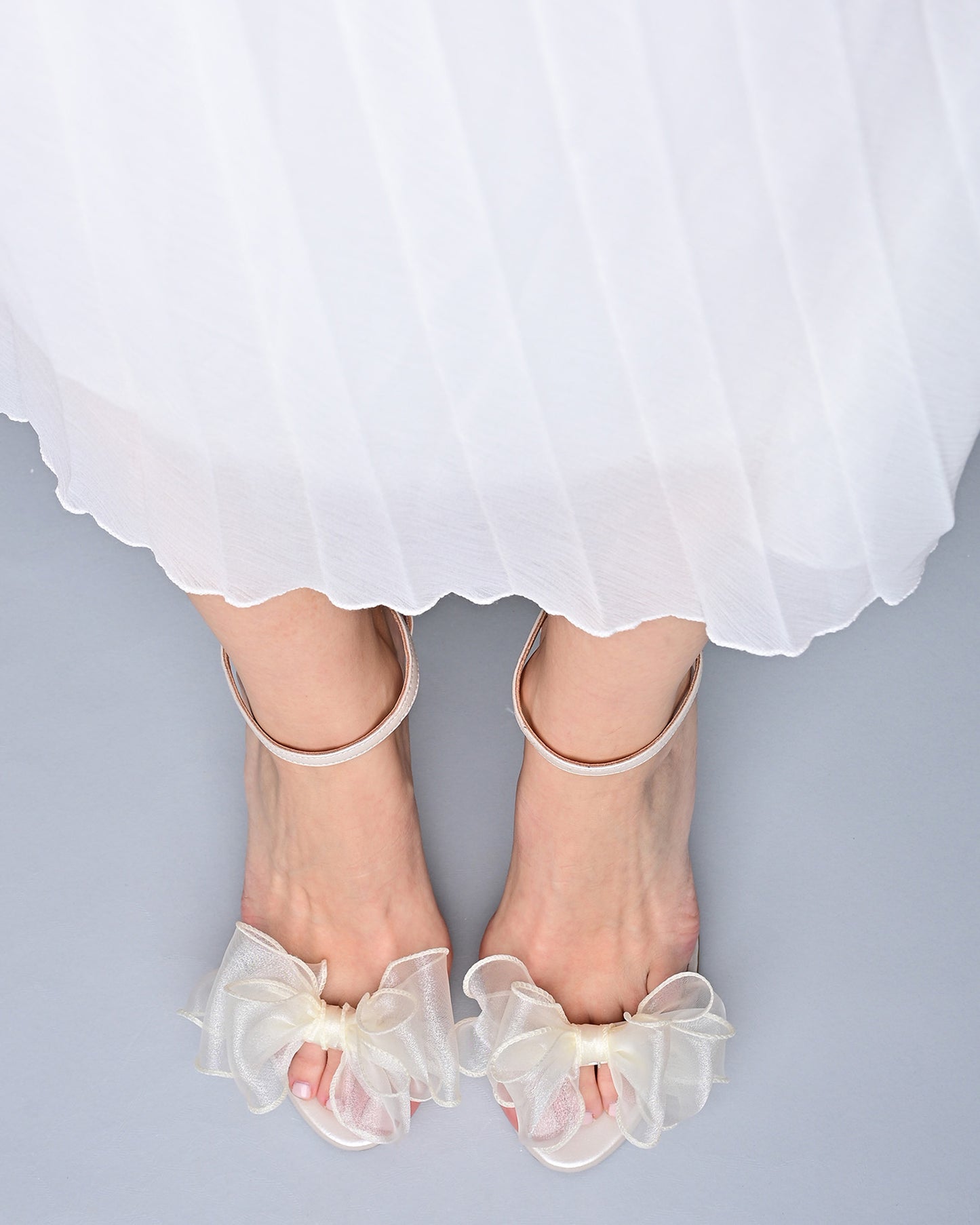 Load image into Gallery viewer, custom wedding shoes, ivory heels
