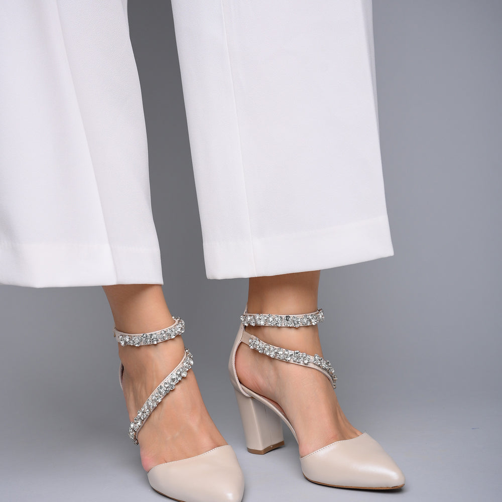 
                  
                    bridal shoes heels ivory
                  
                