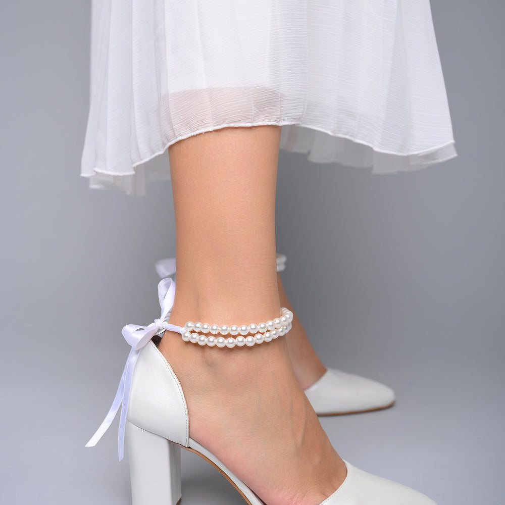 
                  
                    white heels, size 11 women shoes
                  
                