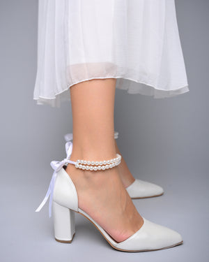 
            
                Load image into Gallery viewer, white bridal shoes heels
            
        