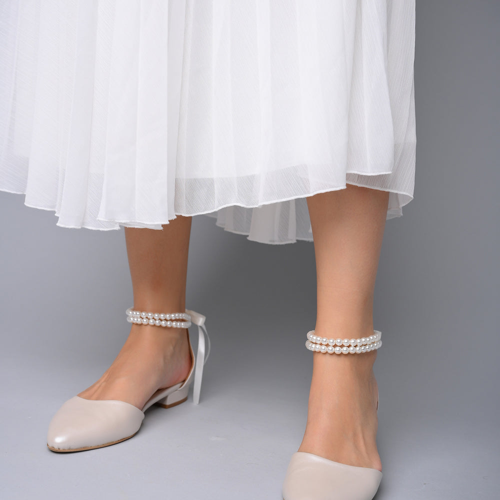
                  
                    low heel wedding shoes
                  
                