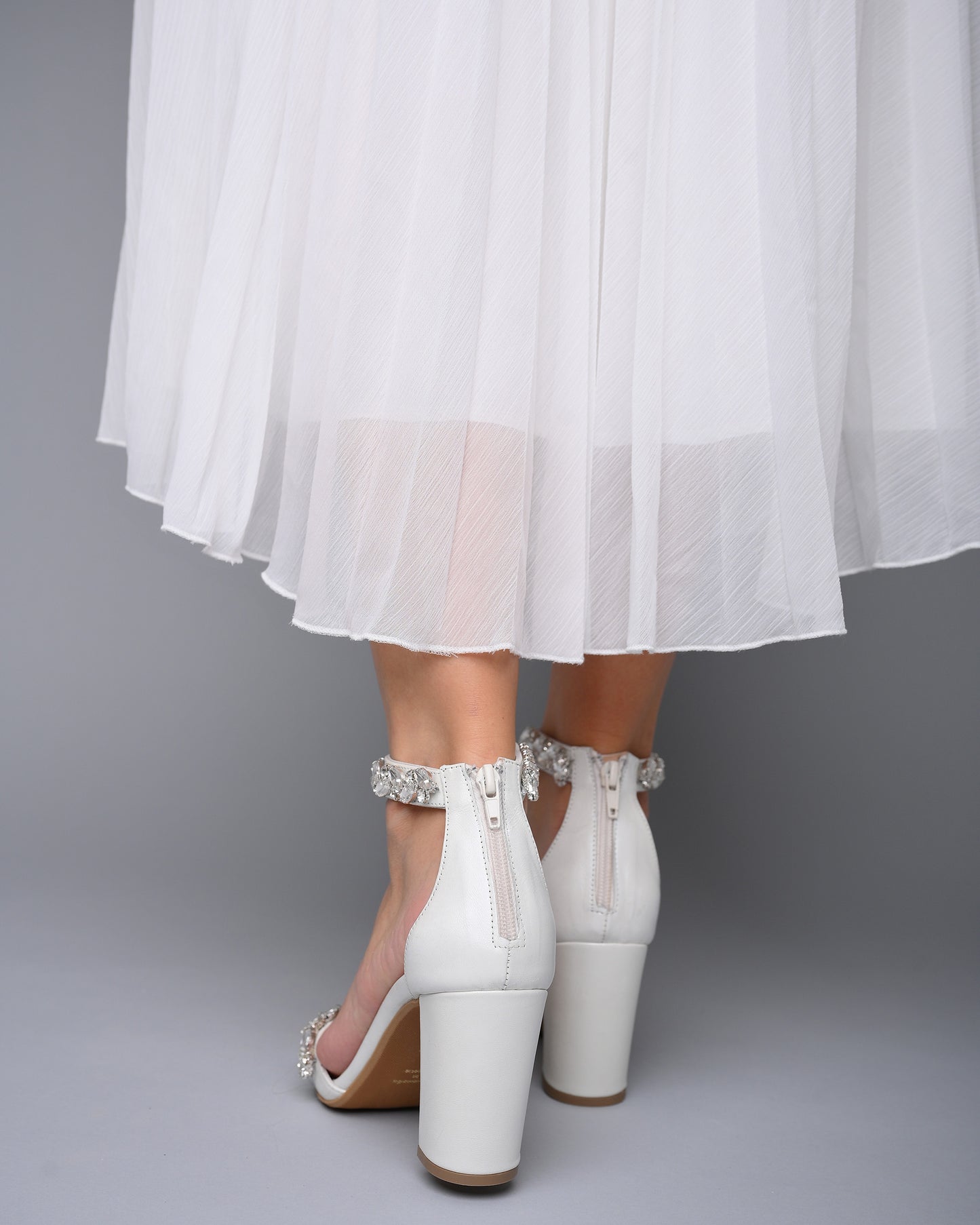 Load image into Gallery viewer, bridal shoes block heel
