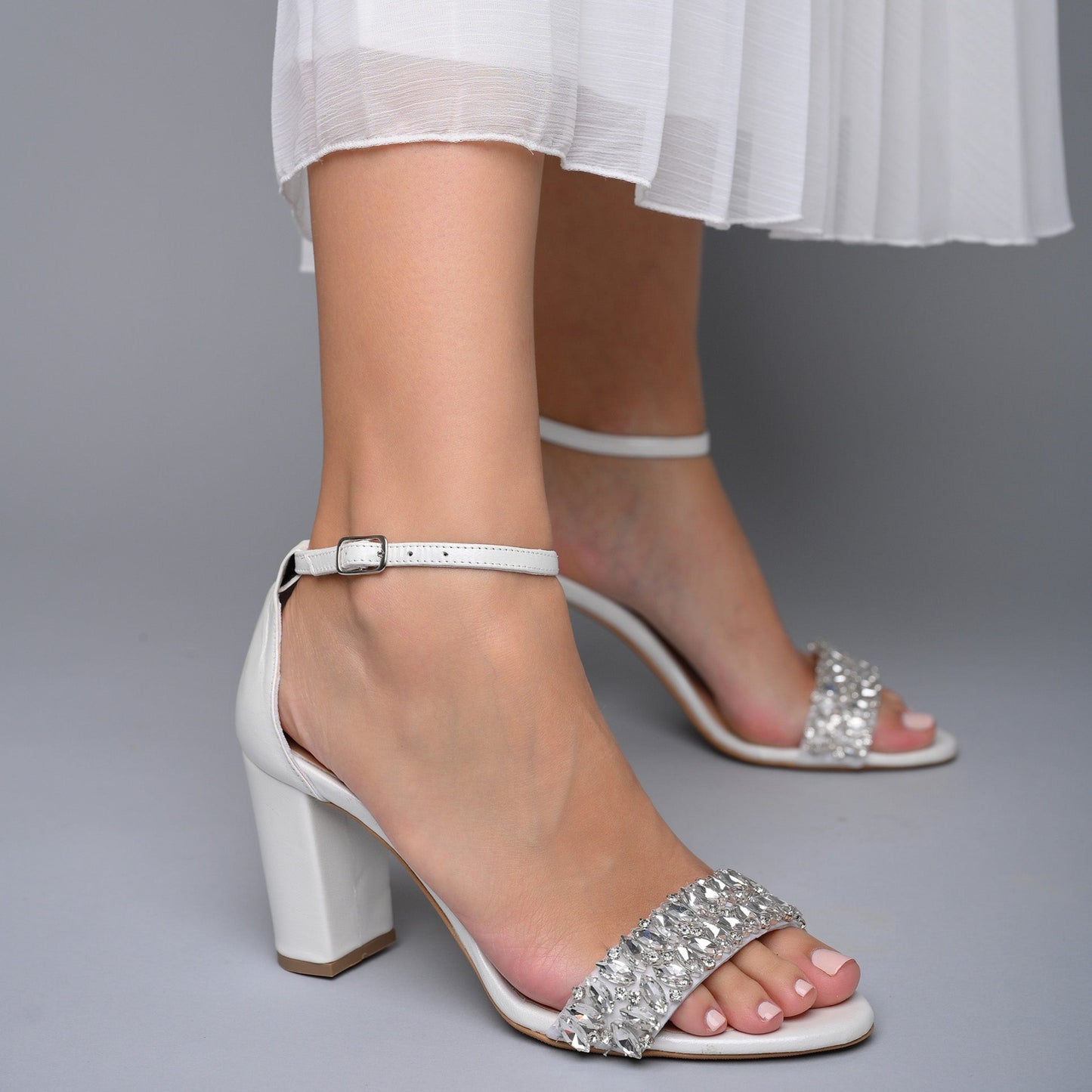 Load image into Gallery viewer, wedding shoes for bride block heel
