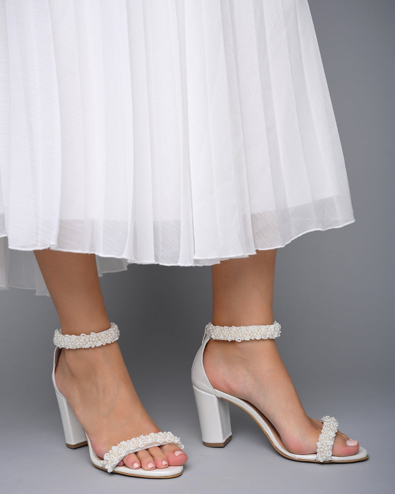 
            
                Load image into Gallery viewer, bridal shoes heels white
            
        