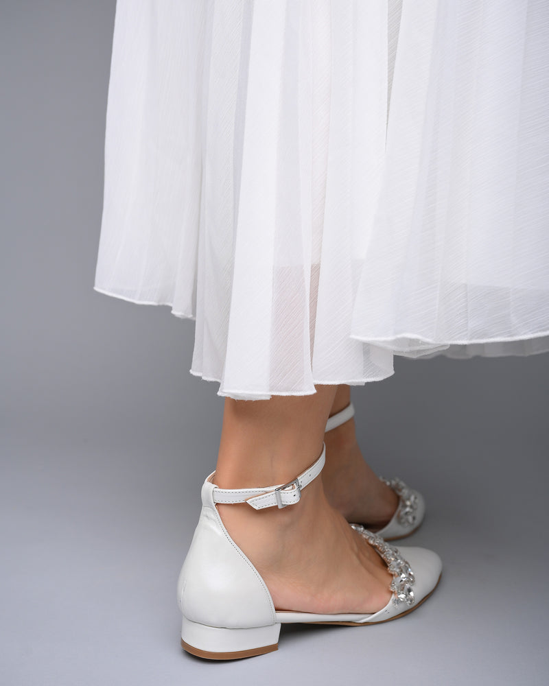 
            
                Load image into Gallery viewer, bridal shoes flats
            
        