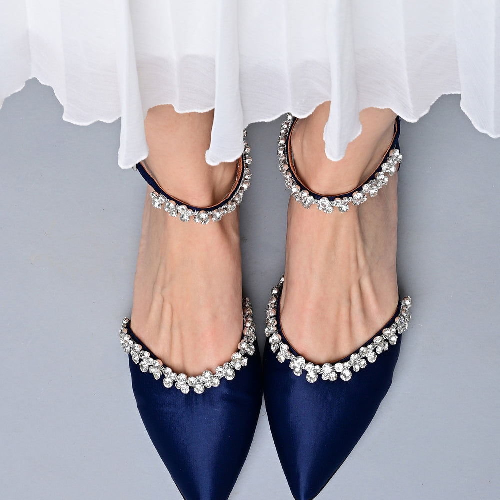 
                  
                    low heel wedding shoes
                  
                