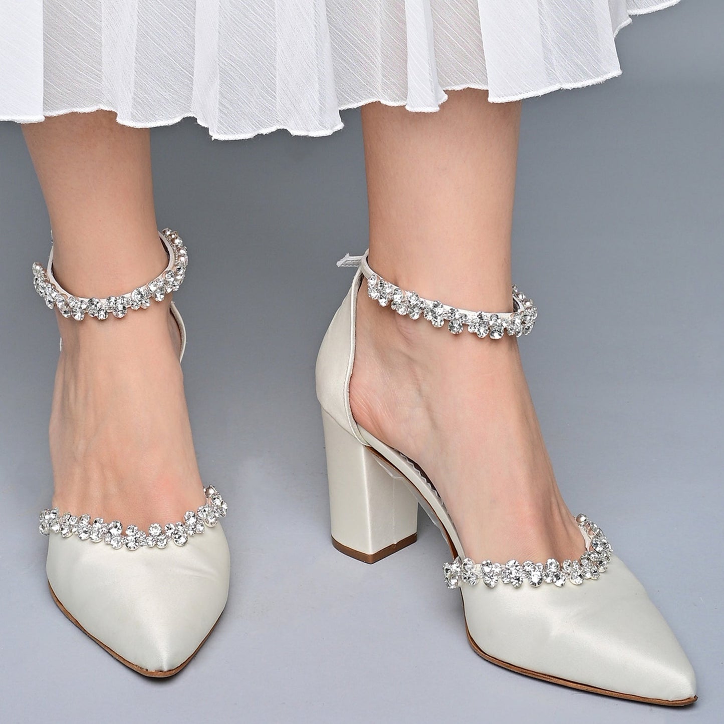 Silver Leather - Comfortable Block Heel Pump - Ally Shoes
