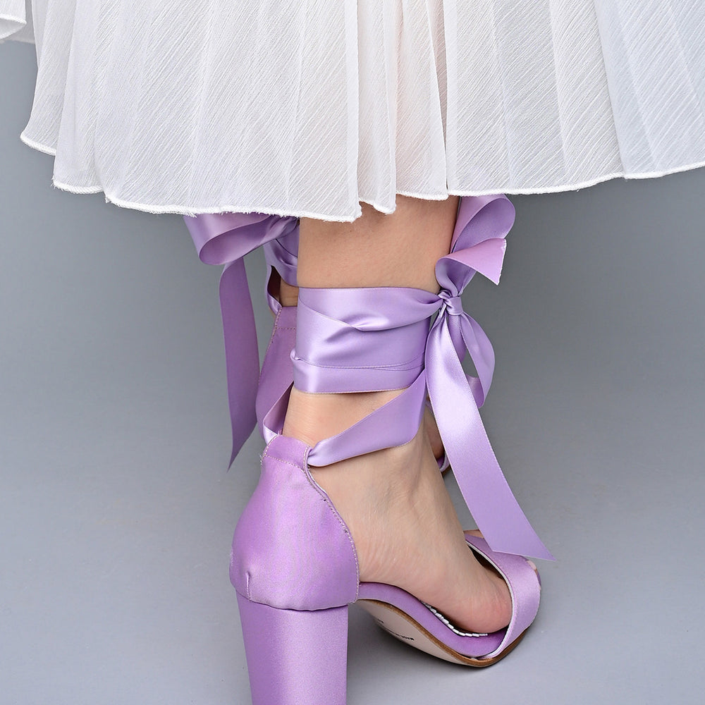 
                  
                    wedding shoes bride
                  
                