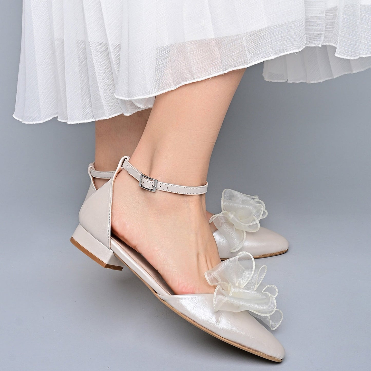 low heel wedding shoes