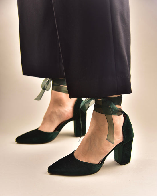 ASOS DESIGN Speak Out pointed mid-heels in forest green | ASOS | Green  shoes heels, Green heels, Heels