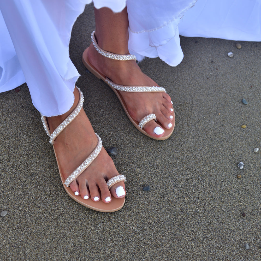 
            
                Load image into Gallery viewer, bridal sandals, wedding leather shoes
            
        