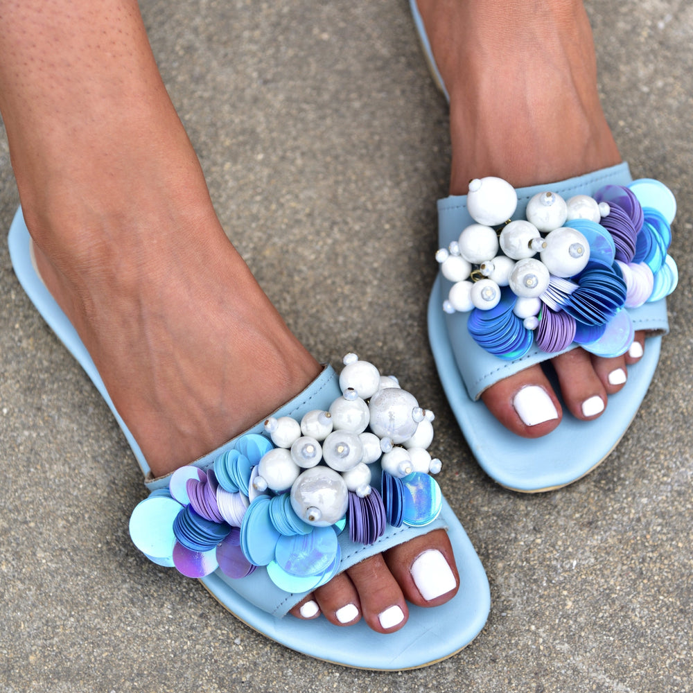 
                  
                    women's slide sandals
                  
                