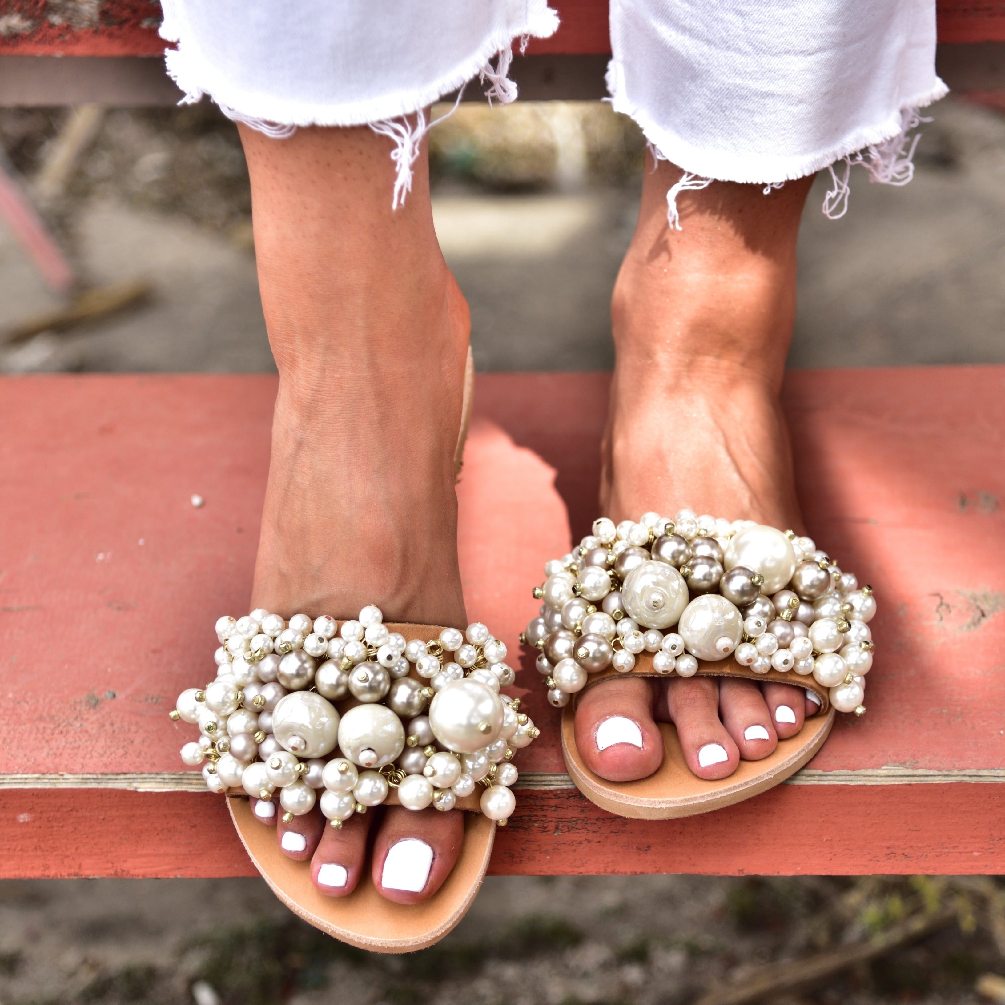 Wedding sandals decorated with pearls, leather greek sandals for bride, pearl shoes for bridal, pearl lace sandals, beach outlet wedding shoes