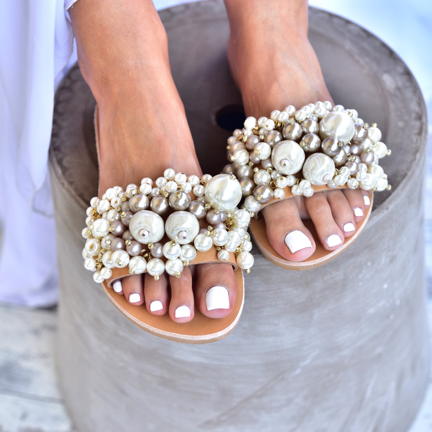 Load image into Gallery viewer, wedding sandals, bridal sandals, beach wedding sandals 

