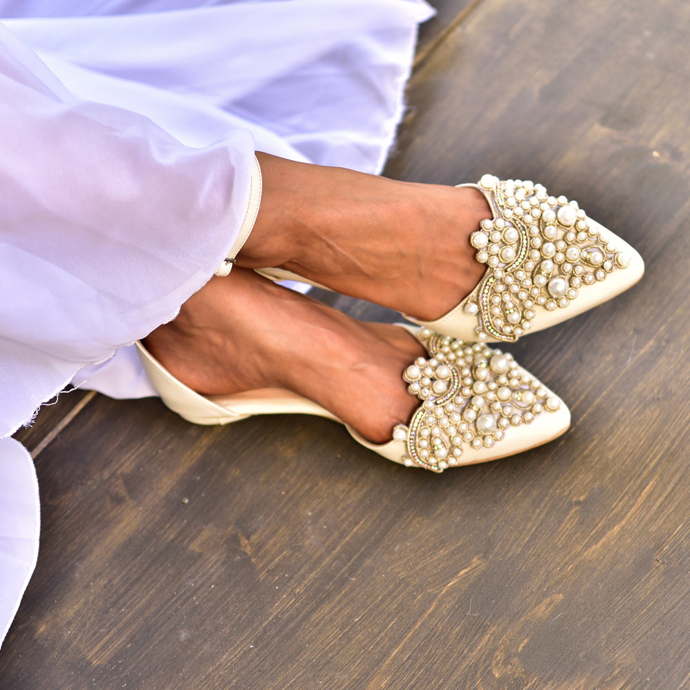 
            
                Load image into Gallery viewer, boho wedding shoes, wedding flats
            
        