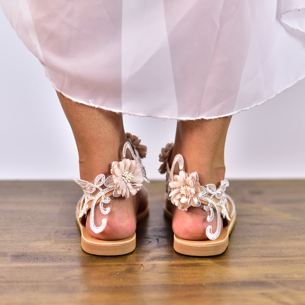 
            
                Load image into Gallery viewer, bridal sandals, wedding leather shoes
            
        