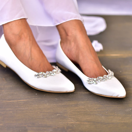 Load image into Gallery viewer, bridal shoes,  wedding shoes white

