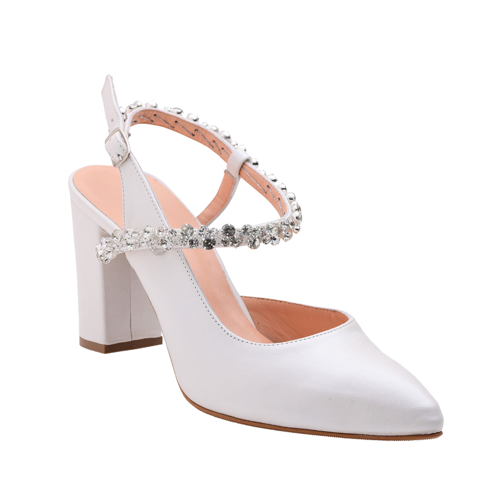 
                  
                    wedding shoes white
                  
                