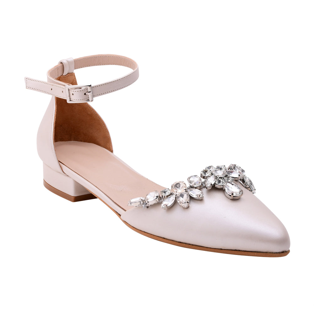 
                  
                    wedding shoes for bride
                  
                